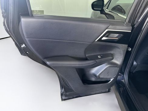 Used 2024 Mitsubishi Outlander SE FWD image 27