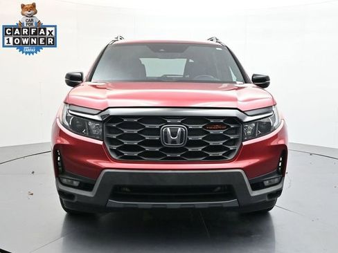 Used 2023 Honda Passport TrailSport image 2