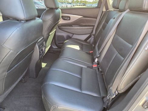 Used 2023 Nissan Murano SV image 18
