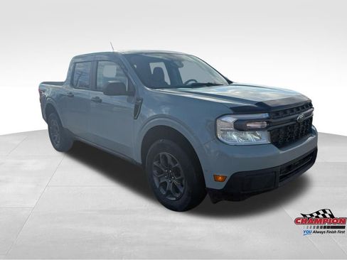 Used 2023 Ford Maverick XLT image 9