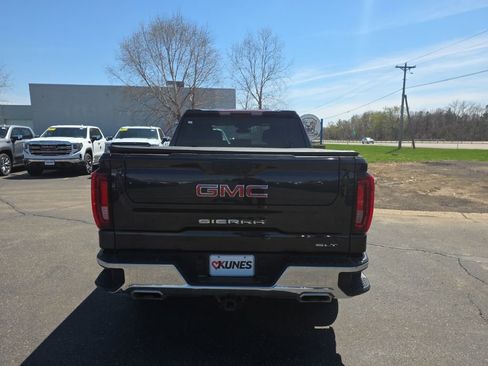 Used 2023 GMC Sierra 1500 SLT w/ SLT Premium Package AWD/4WD image 10