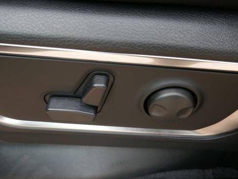 New 2026 RAM 1500 Laramie w/ Laramie Southwest Edition AWD/4WD image 19