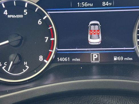 Used 2025 Nissan Sentra SR FWD image 25
