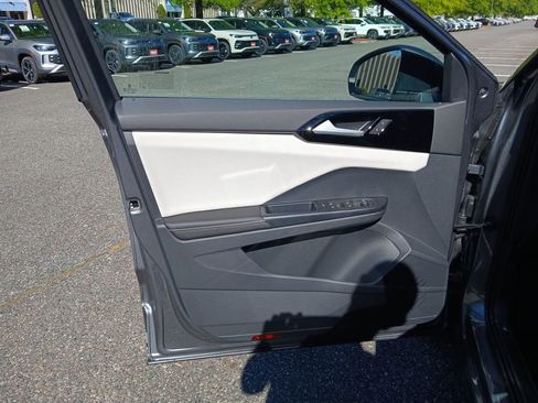 New 2026 Volkswagen Taos S FWD image 10