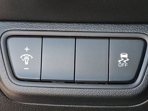 Certified 2023 Kia Forte LXS image 24