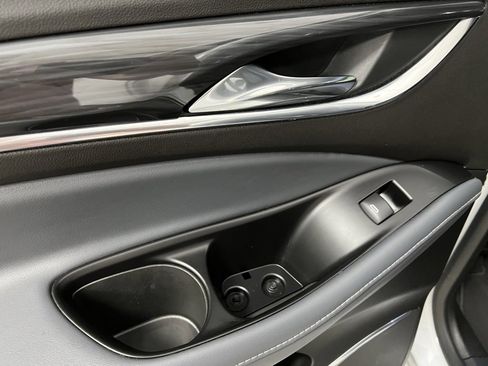 Used 2024 Buick Enclave Premium image 51