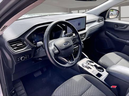 Used 2023 Ford Escape Active w/ Tech Pack #1 FWD image 15