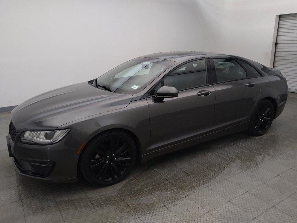Used 2018 Lincoln MKZ Reserve FWD image 2