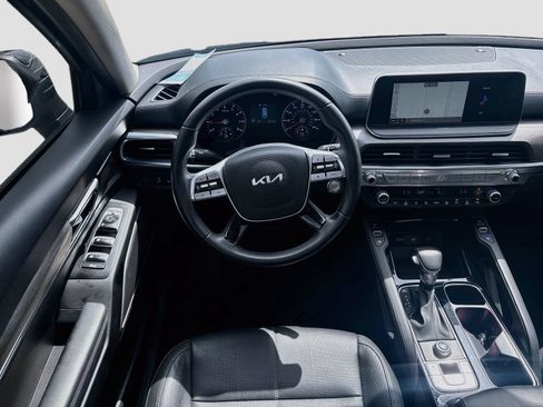 Used 2022 Kia Telluride EX w/ EX Premium Package FWD image 24