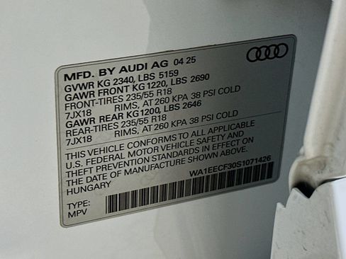 Used 2025 Audi Q3 2.0T Premium Plus w/ Premium Plus Package AWD/4WD image 49