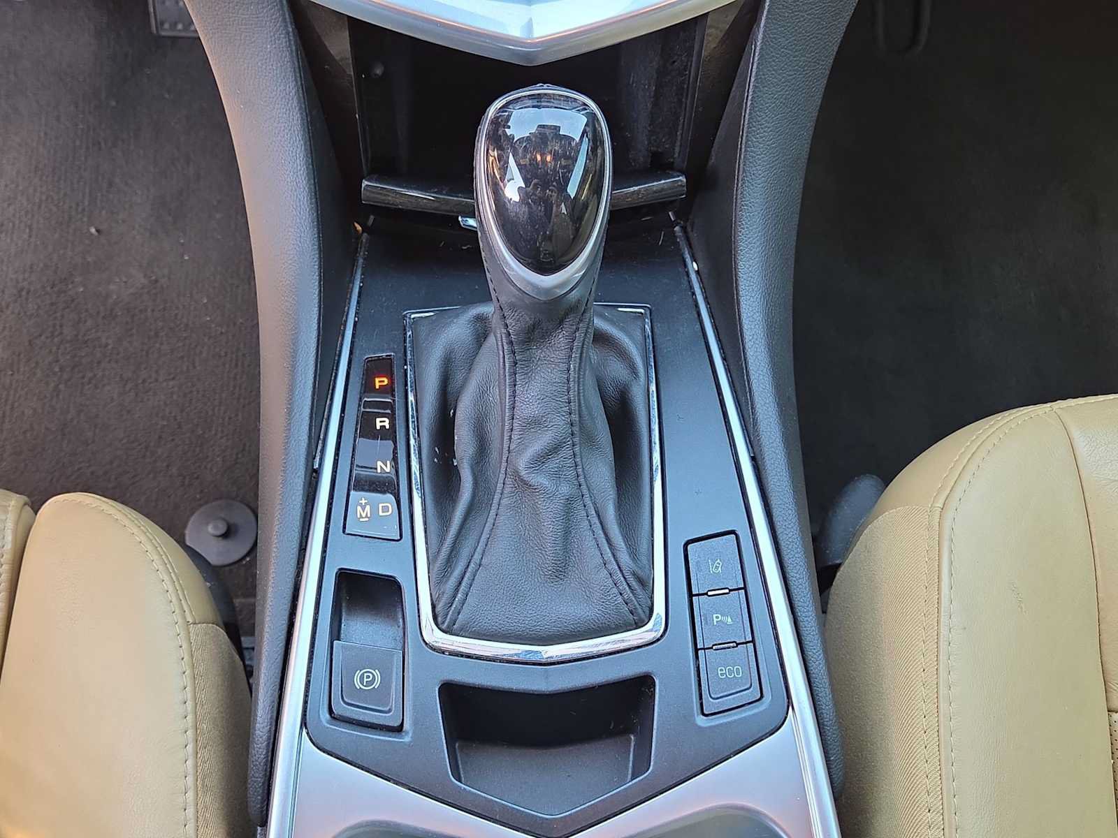 Used 2014 Cadillac SRX Performance w/ Driver Awareness Package FWD image 34