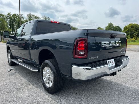 Used 2026 RAM 2500 Big Horn AWD/4WD image 5
