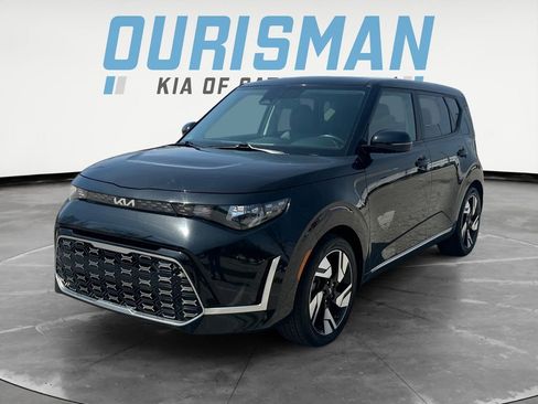 Used 2023 Kia Soul GT-Line FWD image 2
