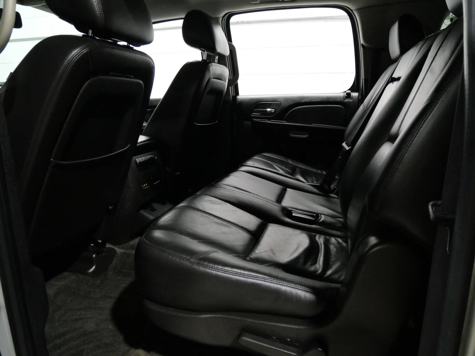 Used 2011 Chevrolet Suburban LT w/ Regional Value Package AWD/4WD image 11