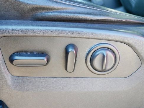 Used 2019 GMC Sierra 1500 SLT w/ SLT Premium Package image 15