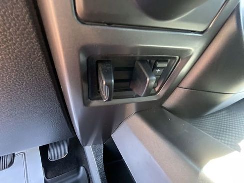 Used 2019 Ford F150 XLT w/ Equipment Group 302A Luxury AWD/4WD image 22
