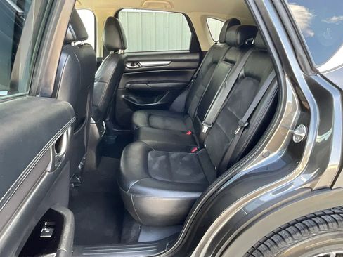 Used 2019 MAZDA CX-5 Touring FWD image 17
