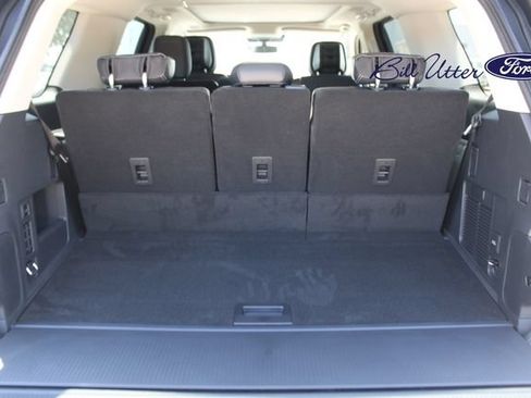 New 2027 Ford Expedition Platinum w/ Driver's Package RWD image 6