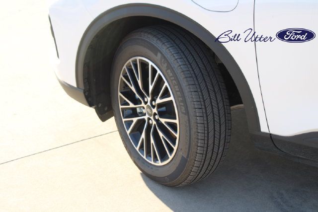 New 2025 Ford Escape SE FWD image 5