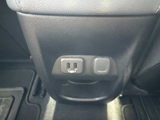 Used 2019 Chevrolet Colorado Z71 AWD/4WD image 18