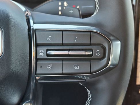 New 2026 GMC Acadia Denali w/ Super Cruise Package image 29