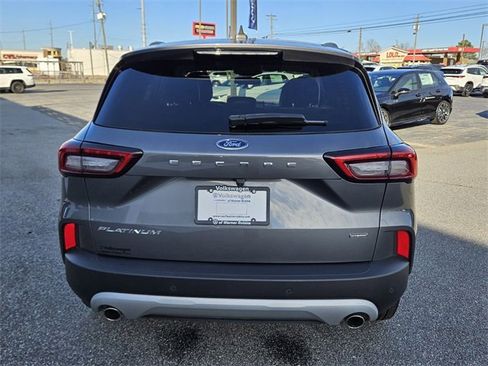 Used 2023 Ford Escape Platinum image 10