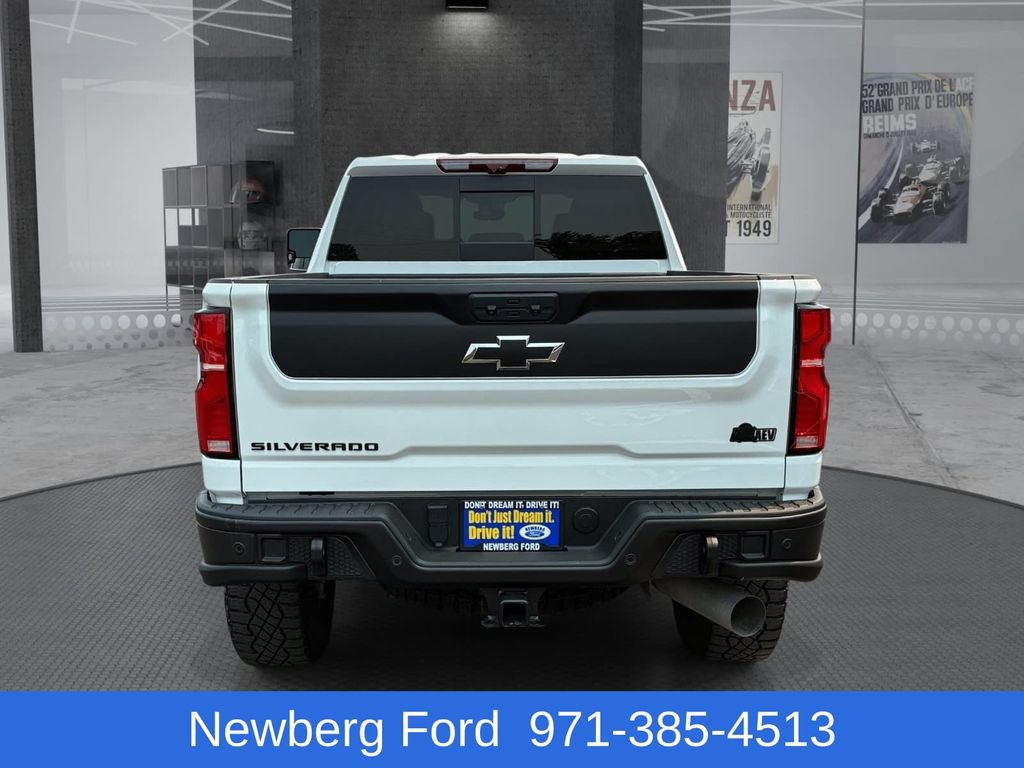Used 2024 Chevrolet Silverado 2500 ZR2 w/ ZR2 Bison Edition AWD/4WD image 6