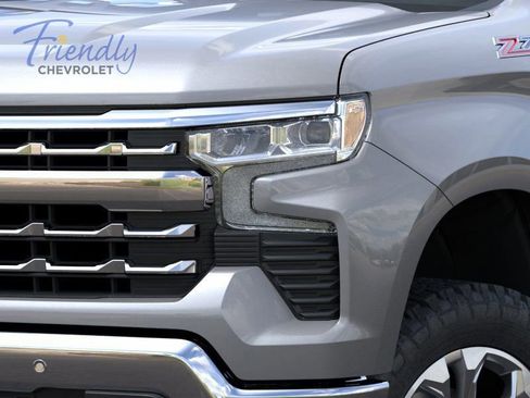 New 2026 Chevrolet Silverado 1500 LTZ w/ Z71 Off-Road Package AWD/4WD image 11