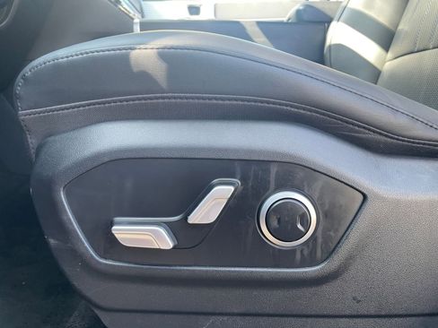 Used 2025 Hyundai Santa Fe SEL image 22