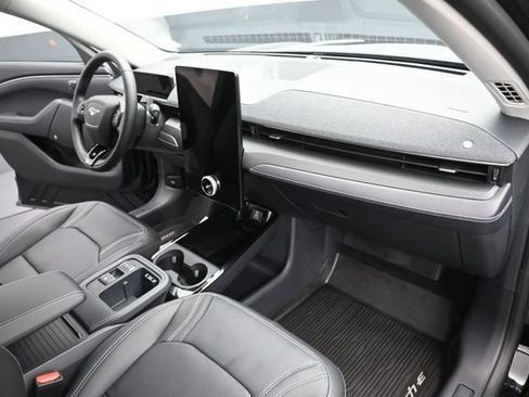 Certified 2025 Ford Mustang Mach-E Premium AWD/4WD image 28