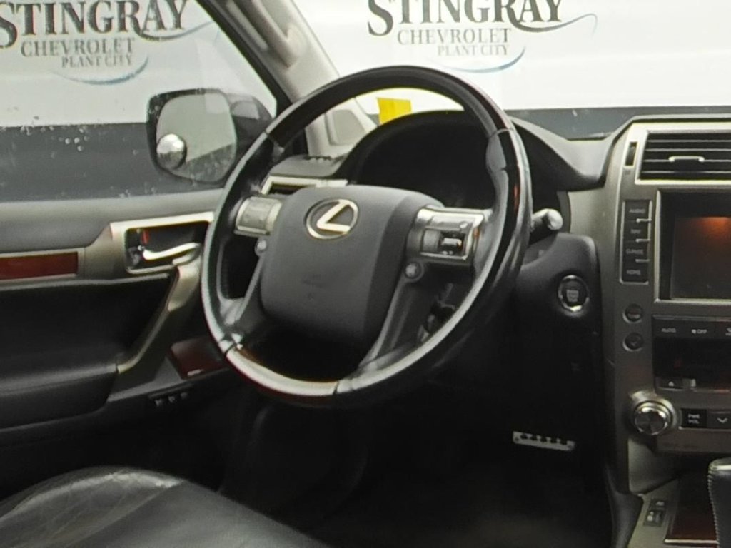 Used 2017 Lexus GX 460 Premium w/ Premium Package AWD/4WD image 16