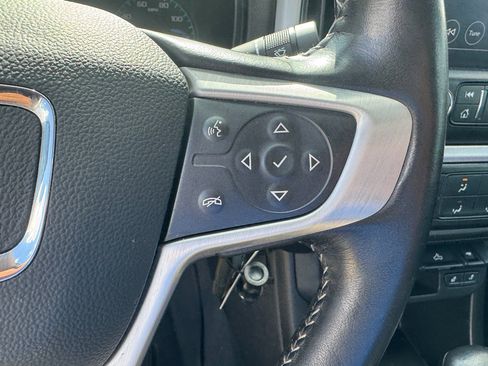 Used 2022 GMC Canyon Elevation w/ Elevation Premium Package RWD image 13