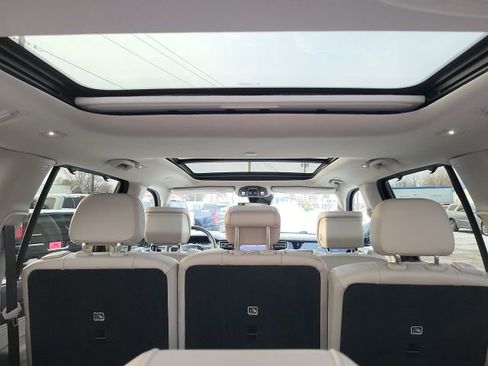 Used 2022 Jeep Wagoneer Series III w/ Premium Group I image 19