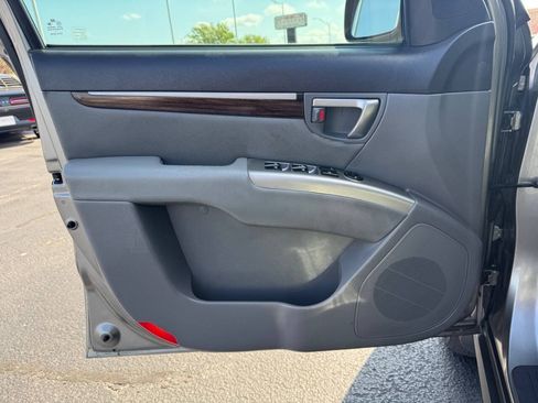 Used 2012 Hyundai Santa Fe GLS FWD image 15