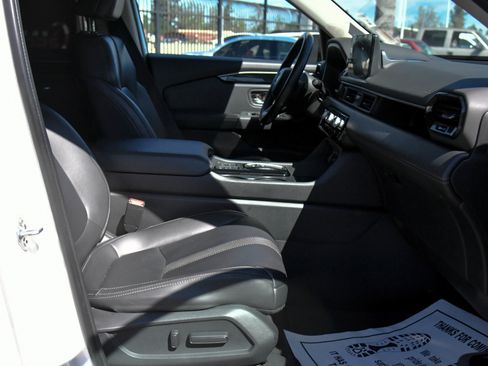 Used 2024 Honda Pilot EX-L image 51