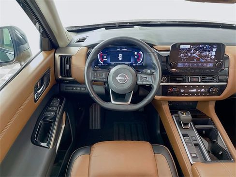 Used 2024 Nissan Pathfinder Platinum w/ Cargo Package image 25