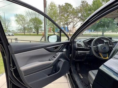 Used 2023 Subaru Crosstrek 2.5i Sport AWD/4WD image 35
