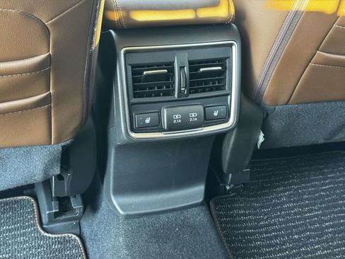 Used 2019 Subaru Forester Touring image 18