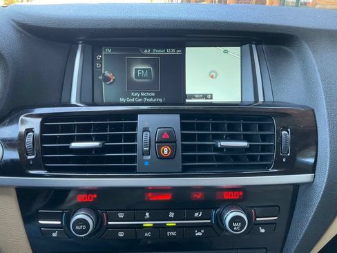 Used 2017 BMW X3 sDrive28i RWD image 40