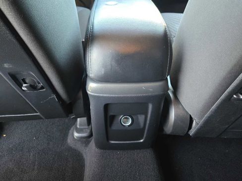 Used 2020 Dodge Journey SE w/ SE Popular Equipment Group image 14