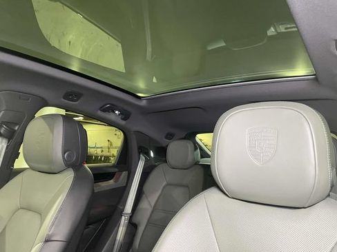 Certified 2026 Porsche Cayenne S AWD/4WD image 18