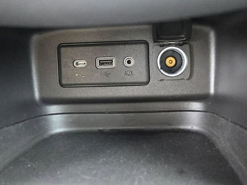 Used 2024 Chevrolet Equinox LT image 34