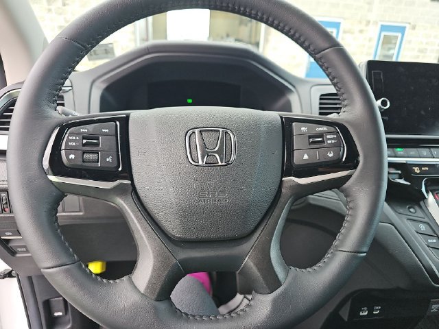 Used 2026 Honda Odyssey EX-L image 11