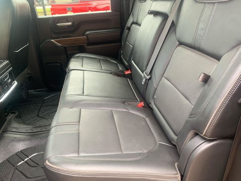 Used 2020 Chevrolet Silverado 2500 High Country w/ Technology Package AWD/4WD image 22