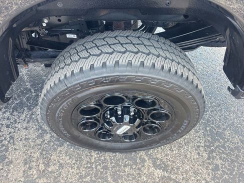 Used 2026 Ford F250 XLT w/ XLT Premium Package AWD/4WD image 11