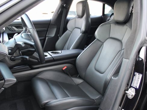 Used 2022 Porsche Taycan Turbo S image 11