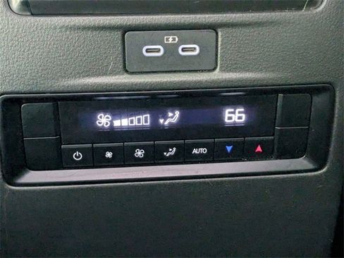 Used 2024 MAZDA CX-90 3.3 Turbo w/ Preferred Plus image 24