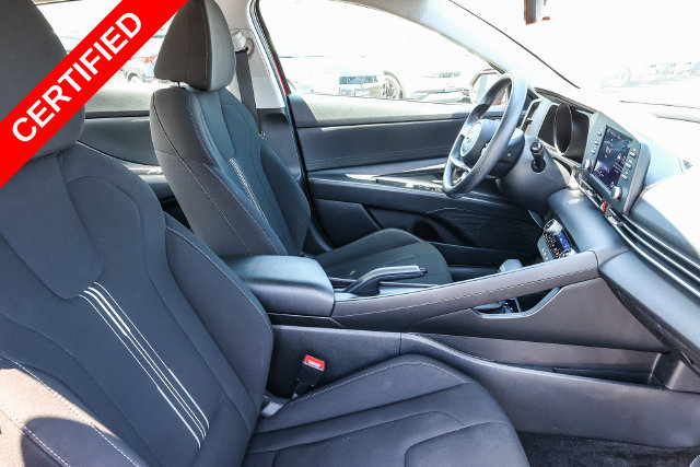 Certified 2022 Hyundai Elantra SEL FWD image 19