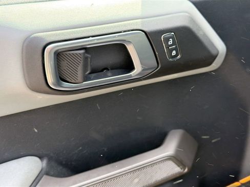 Used 2022 Ford Bronco Badlands image 21