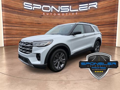 New 2026 Ford Explorer Active w/ Active Comfort Package image 1